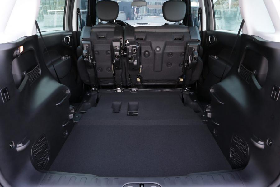 Fiat 500L Beats Edition 2014 года  (фото 47 из 86)